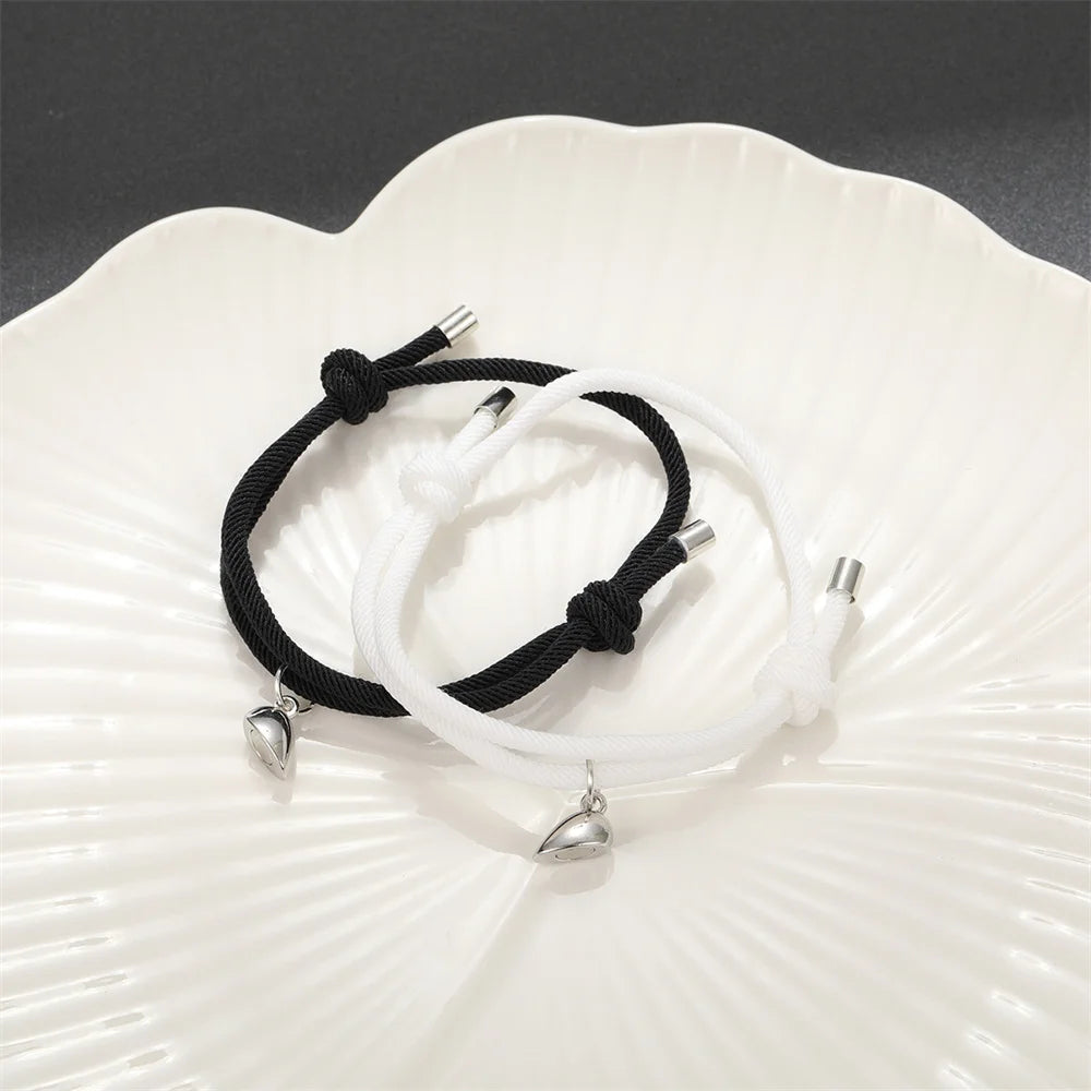 2pcs/Set Rope Braided Bracelet Trendy Alloy Magnet Attachment Couple Bracelet Simple Love Heart Black And White Bracelet Jewelry